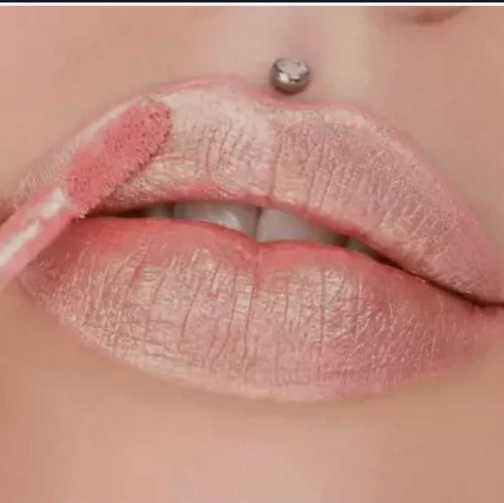 💜 Ryland- velour liquid lipstick - Jeffree Star